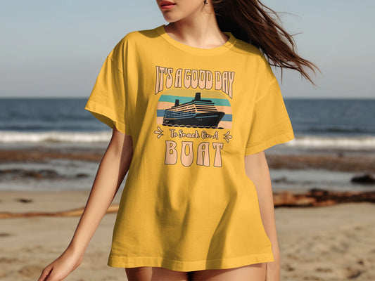 It's A Good Day to Beach on a Boat Graphic T-Shirt