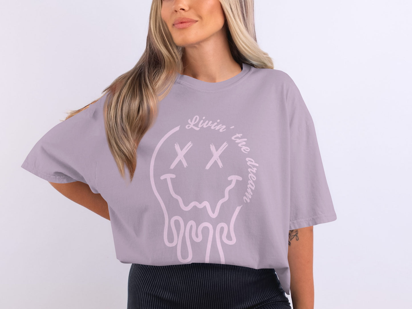 Livin' the Dream Dripping Skull Graphic T-shirt