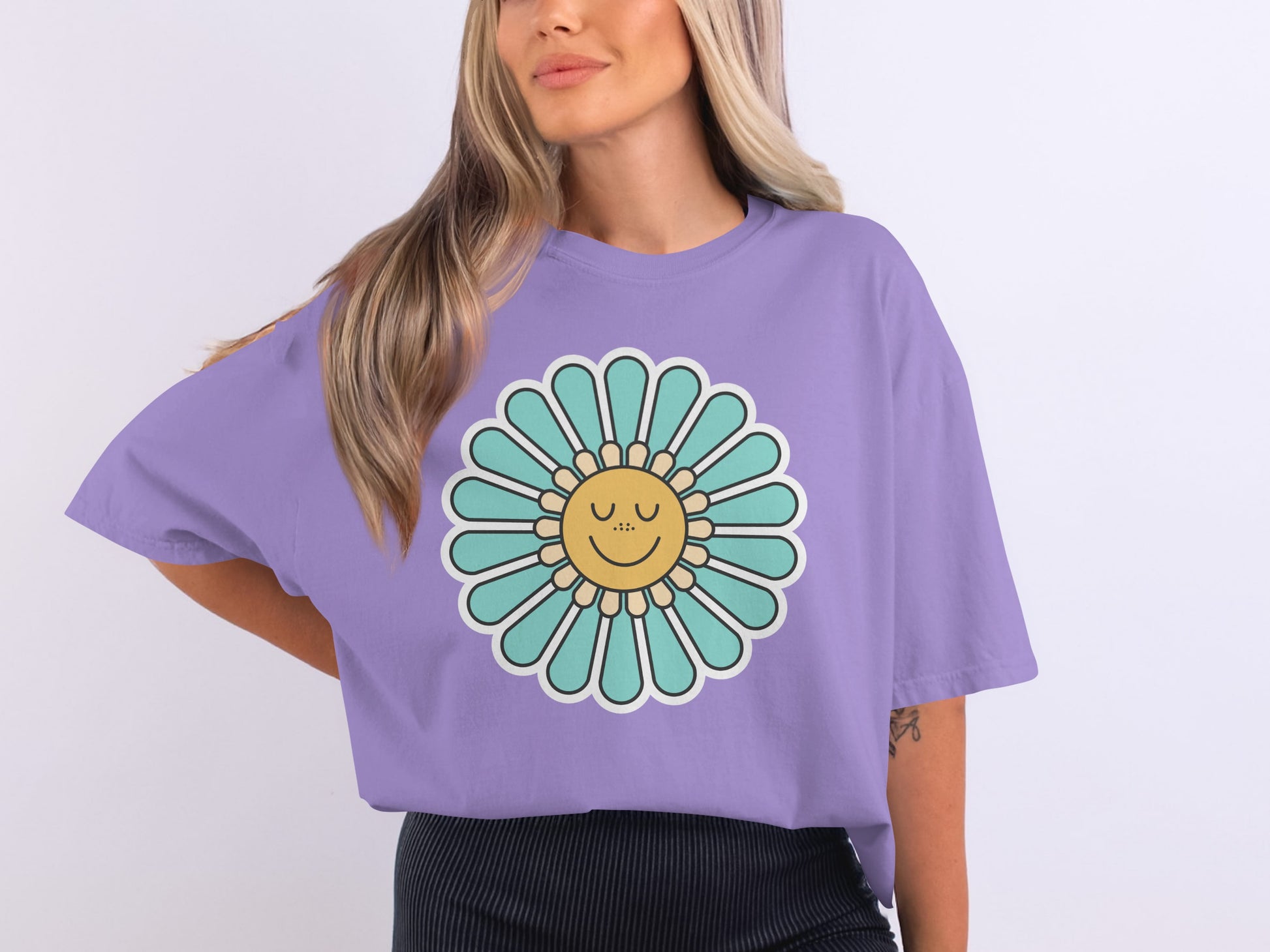 Relaxing Sunflower Graphic Pastel Purple Tee