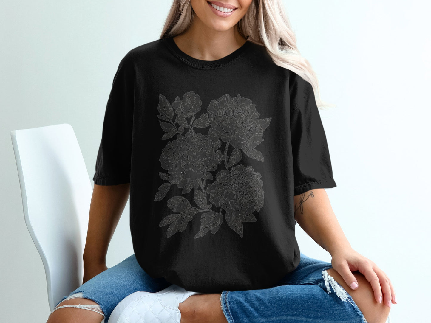Floral Graphic Print Black Fashion Tee