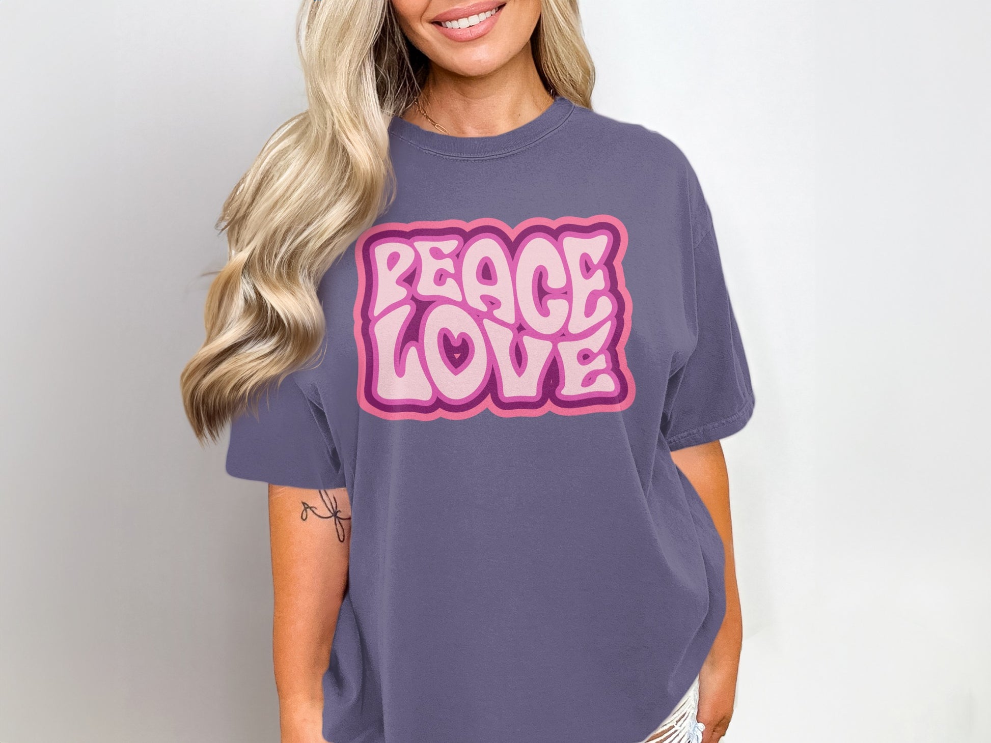 Peace Love Graphic T-Shirt Relaxed Fit Top