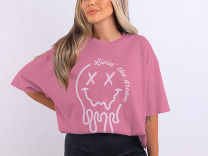 Livin' the dream pink smiley face graphic t-shirt