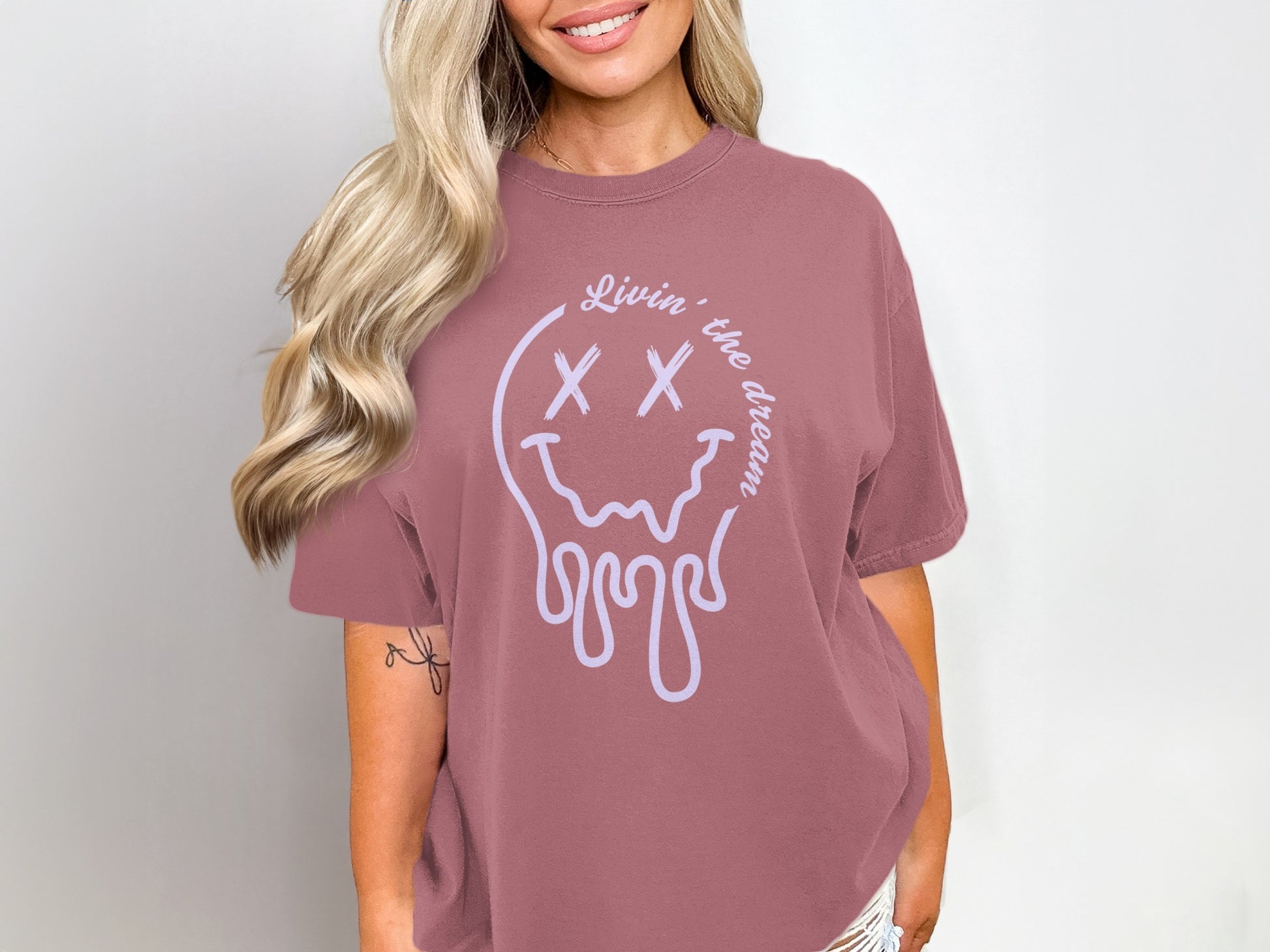 Livin' the Dream Drippy Smiley Women's Shirt