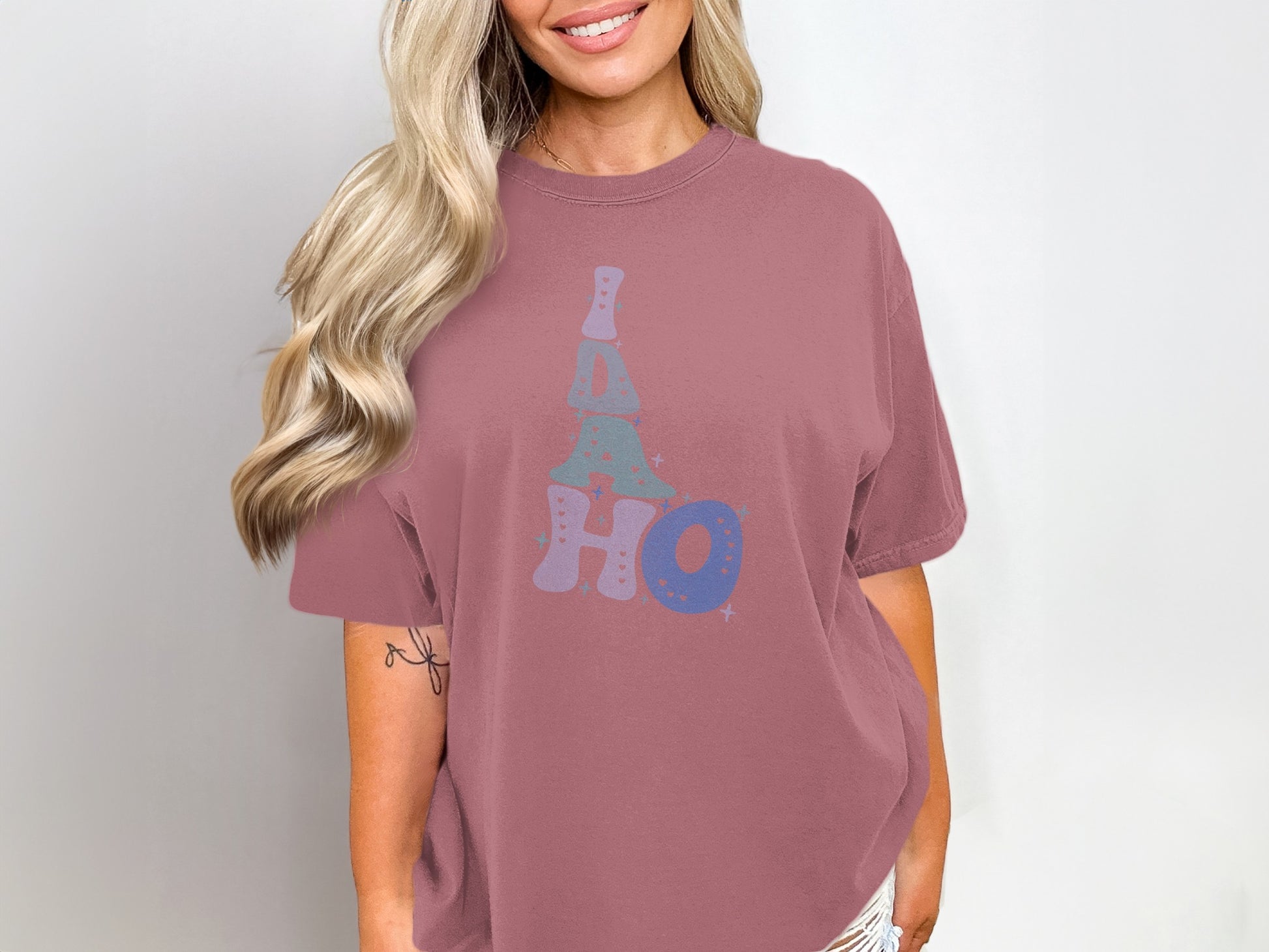 Stylish Idaho State Graphic Tee